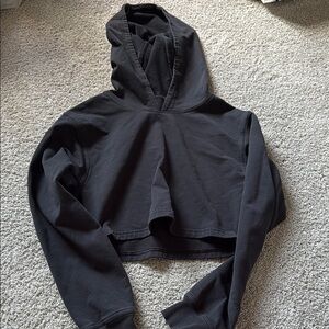 lululemon cropped hoodie